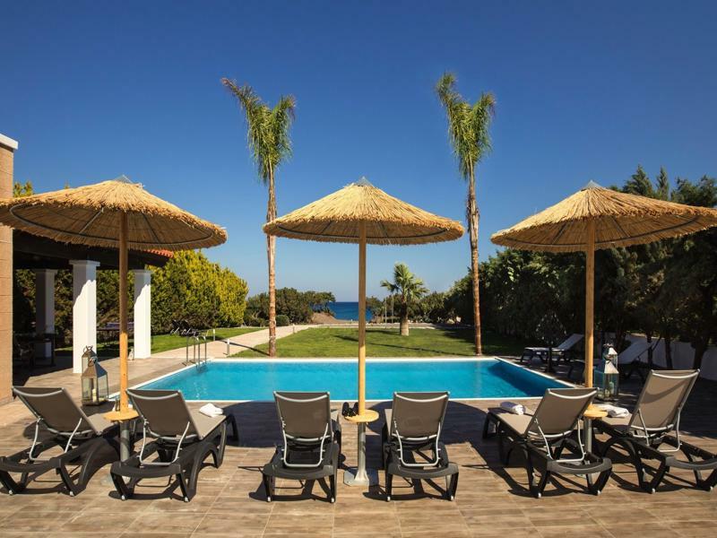 Antonoglou Beach Villas - Waterfront Luxury Retreat Лакания Экстерьер фото