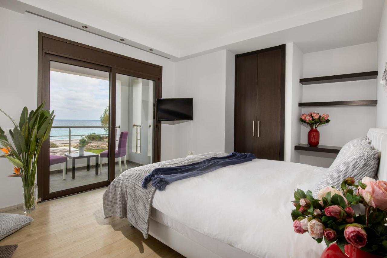 Antonoglou Beach Villas - Waterfront Luxury Retreat Лакания Экстерьер фото
